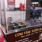 Xe bán cơm tấm